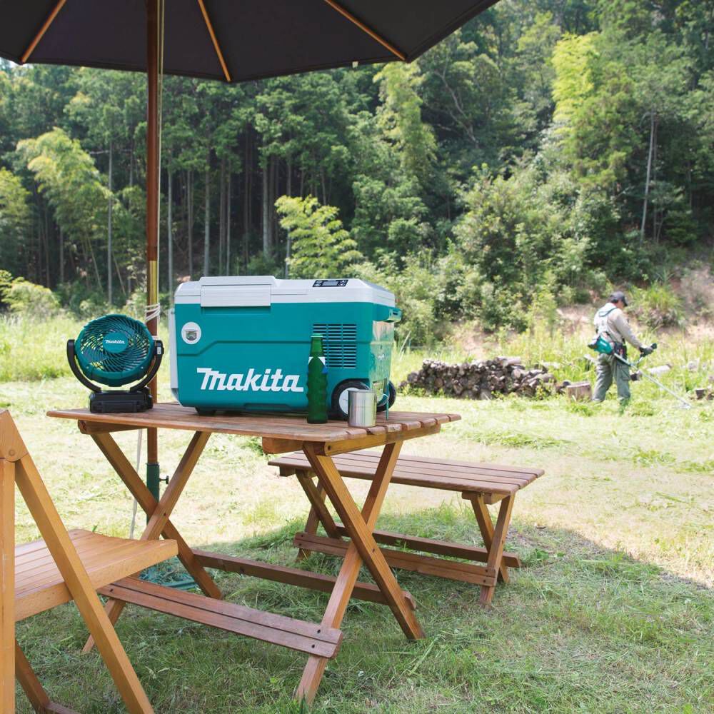 Makita 18V X2 LXT Cooler/Warmer Box DCW180Z – 12V/24V Car & AC Powered, 4 Cooling + 2 Warming Modes